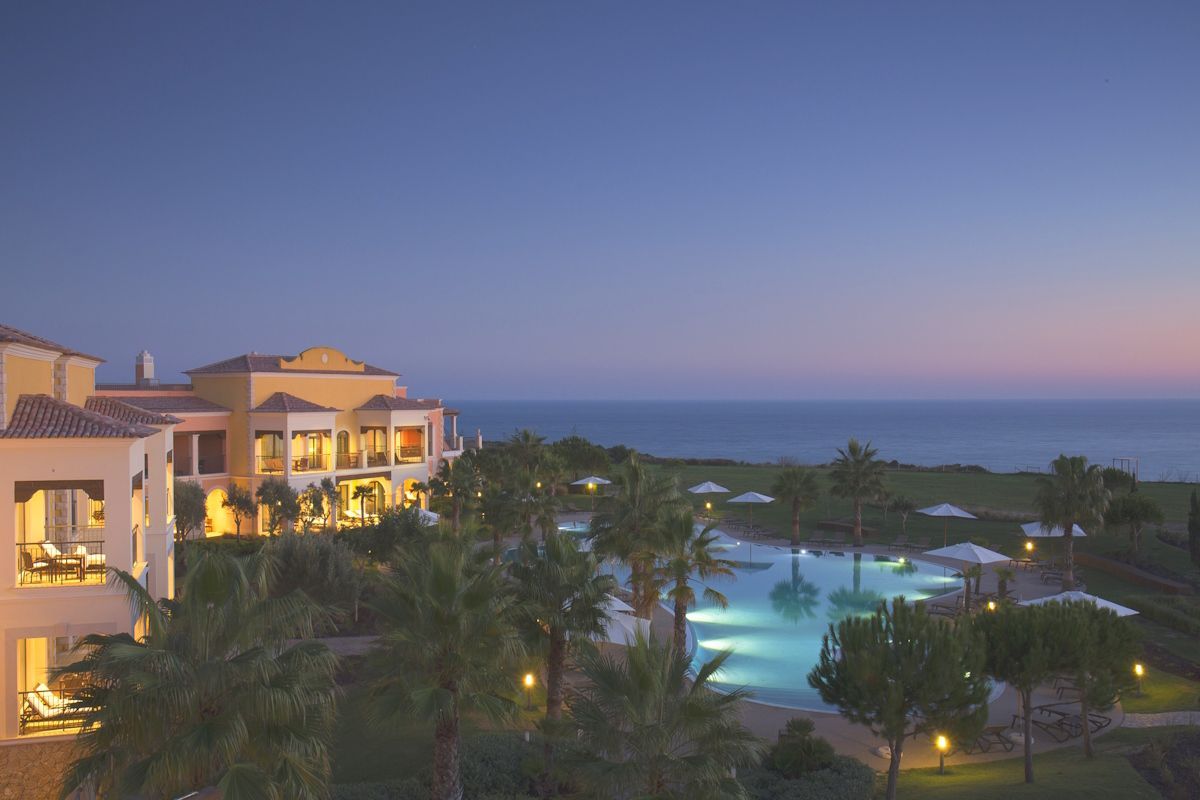 InternetPCascanderesort-piscina-principal-sunset